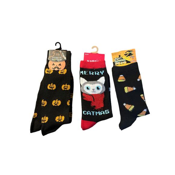Holiday Socks-Set of 3 Fits Shoe Size 4-10 NWT - Picture 1 of 5